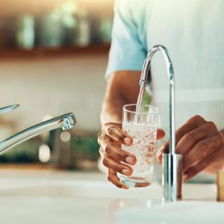 Acqua torbida a Mondovì e Villanova: "Si consiglia di non utilizzarla per fini alimentari se non incolore, inodore e insapore"
