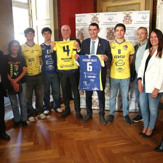 Due nuove società sportive presentate in grande stile in Comune: Fossano Volley e Brassano calcio