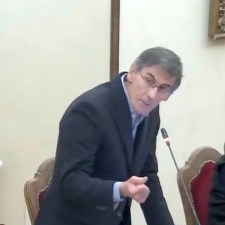 Piazza Europa, aggiudicati i lavori nel giorno della sospensione: Bongiovanni (Cuneo Mia) chiede chiarimenti alla sindaca Piazza Europa, aggiudicati i lavori nel giorno della sospensione: Bongiovanni (Cuneo Mia) chiede chiarimenti alla sindaca