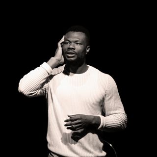 Un momento dello spettacolo "Racconto personale" di Officina Santachiara