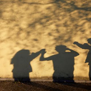 Save the Children, in Piemonte il 62,1% degli adolescenti legge e il 16,7% non fa nessuna attività fisica. In Italia più di uno su 8 è iperconnesso