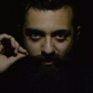 Tiziano Grigioni: un’intervista senza filtri al mago più imprevedibile della scena italiana