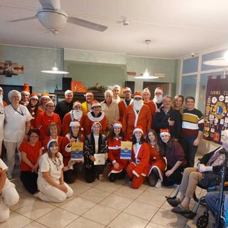 Babbi Natale solidali alla Casa Don Dalmasso: il Lions Club Busca e Valli dona attrezzature e sorrisi