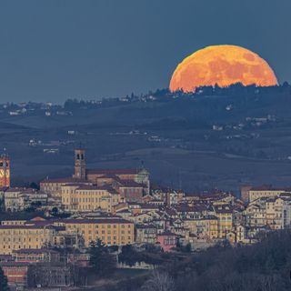 La Superluna a Mondovì nello scatto di Paolo Leone