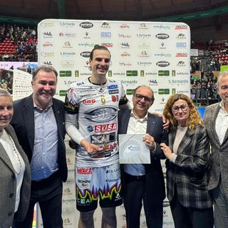 Confapi Cuneo consegna i premi a Simone Giannelli, Mvp della partita di ieri sera