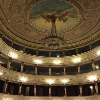 “Destinazione maturità!” al Teatro Milanollo: il Laboratorio teatrale e coreutico dell’Arimondi-Eula torna in scena