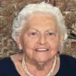 Savigliano dice addio a Lucia Magliano, anima storica della Pasticceria Scaraffia