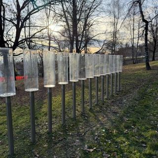 Saluzzo, il Sentiero della Costituzione nel giardino Matteo Olivero Saluzzo, il Sentiero della Costituzione nel giardino Matteo Olivero