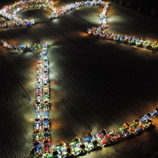 La Tractors Infinity Night di Trinità