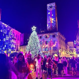 L'Epifania chiude le feste nelle città della Granda. In foto, piazza Risorgimento ad Alba (Ph. Comune di Alba)