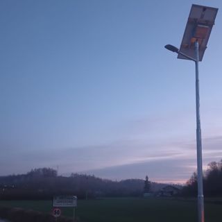 Così si estende l’illuminazione in frazione Sant’Antonino di Salmour: i benefici del nuovo pannello fotovoltaico Così si estende l’illuminazione in frazione Sant’Antonino di Salmour: i benefici del nuovo pannello fotovoltaico