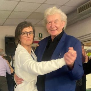 L'avvocato Massimo Lovati con la terapista fossanese Micaela