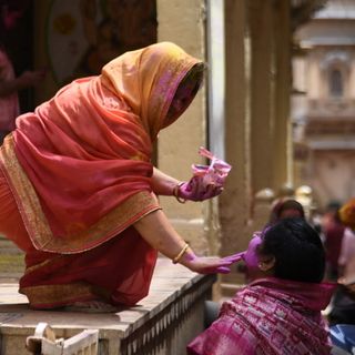 Al Cinema Monviso i colori dell'Holi Festival: serata sull'India del Rajasthan