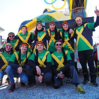 Carnevale di Borgo San Dalmazzo: la piazza della Meridiana si anima di colori e gioia [FOTO]