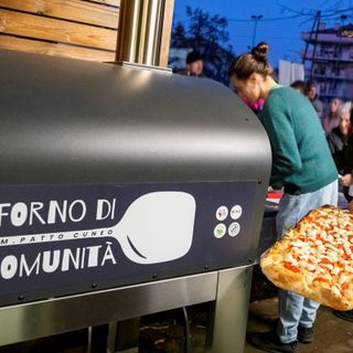 Alla Casa del Quartiere Donatello di Cuneo il corso di panificazione nel Forno di Comunità Alla Casa del Quartiere Donatello di Cuneo il corso di panificazione nel Forno di Comunità