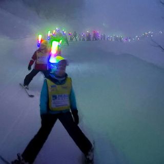 A Limone Piemonte la fiaccolata dei 200 atleti di Cuneoski2000