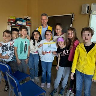 I Lions Club Mondovì e Carrù insegnano l'uso sicuro di Internet