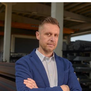 Artigiani e commercianti: meno burocrazia, più tempo per lavorare Artigiani e commercianti: meno burocrazia, più tempo per lavorare