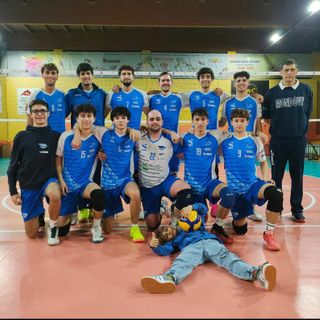I cadetti del VBC Mondovì dopo la vittoria