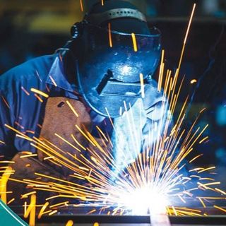 Ditta metalmeccanica vicinanze Saluzzo ricerca addetto saldatore