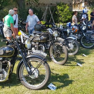 Grande entusiasmo a Lesegno per la tappa della grandonfo 8 delle Langhe Grande entusiasmo a Lesegno per la tappa della grandonfo 8 delle Langhe