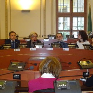 Bra, presentato il progetto Alzheimer Cafè contro la solitudine dei malati e delle loro famiglie