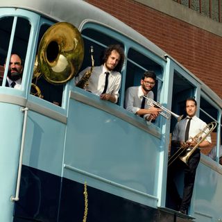 A Busca con i Braxophone un cocktail musicale evergreen