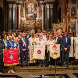 In foto alcuni rappresentanti delle associazioni cittadine presenti alla festa patronale di Bra (foto Maurizio Mangino)