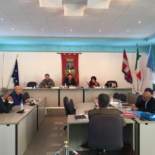 Ultimo consiglio comunale a Borgo San Dalmazzo per la Giunta Beretta. Approvato il consuntivo 2016