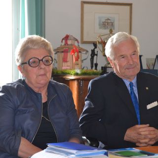 Stefano Milanesio, presidente Anioc Bra, col sindaco Bruna Sibille (Foto Luciano Cravero)