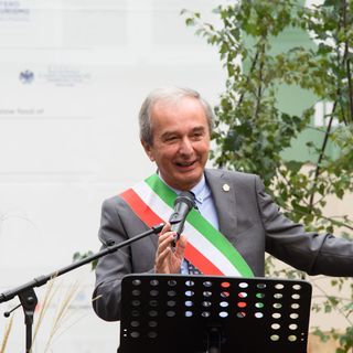 Gianni Fogliato sul palco alla cerimonia di apertura dell'ultima edizione di Cheese (foto Barbara Guazzone)
