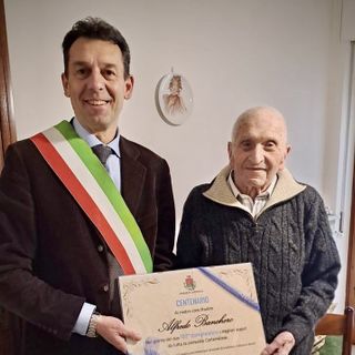 Il sindaco Bodrito col centenario Alfred Banchero