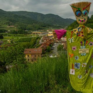 Le immagini della prima domenica di "Festa degli spaventapasseri" - FOTO MAURO PIOVANO