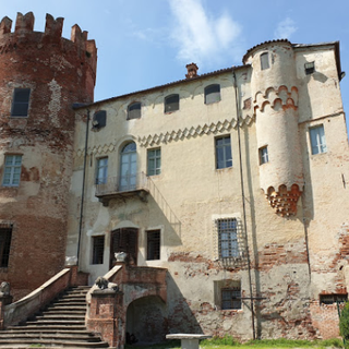 Nella splendida cornice del castello di Monasterolo di Savigliano sabato 14 e domenica 15 settembre la II Rievocazione Storica Medievale Nella splendida cornice del castello di Monasterolo di Savigliano sabato 14 e domenica 15 settembre la II Rievocazione Storica Medievale