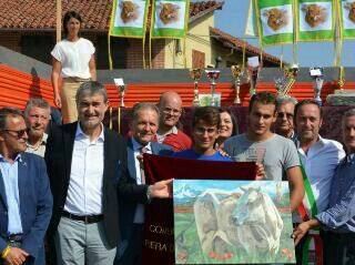 Cervere: i botti della Fiera di Santa Croce hanno fatto brillare l'eccellenza zootecnica piemontese Cervere: i botti della Fiera di Santa Croce hanno fatto brillare l'eccellenza zootecnica piemontese