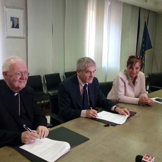 Chiamparino al Governo: "Necessario fissare salario minimo garantito"