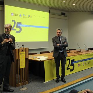 L'assessore Reggio e il sindaco Bo durante le commemorazioni tenute nel 2019 per i 25 anni della tragedia