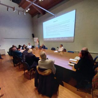 I membri della V commissione e il vicesindaco Serale