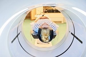 Piano europeo di lotta contro il cancro: una rete dell’UE di centri oncologici integrati