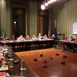 Eleminiazione delle barriere architettoniche: il Consiglio comunale di Alba unanime nell'approvazione