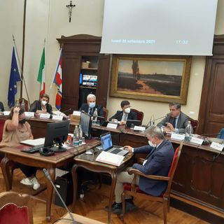 L'ambasciatore Pontecorvo insieme al presidente del consiglio Spedale e al sindaco Borgna