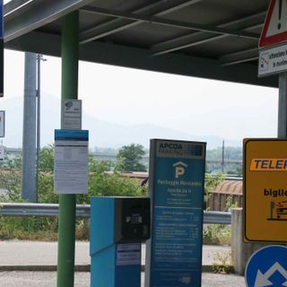 Parcheggi del Movicentro, il Comune di Cuneo davanti a una scelta obbligata: proroga fino al 2047 o rischio contenzioso