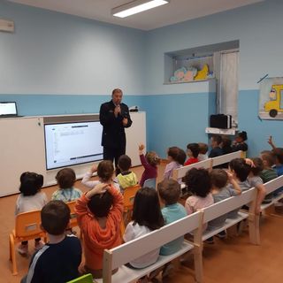 A Cuneo il presidio del progetto 'Safe and Drive': il sabato sera la Polizia locale informa sui rischi di alcol e droghe