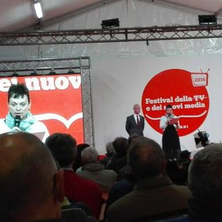 Dogliani in pieno Festival della tv: attesi oggi Renzo Arbore e Nino Frassica