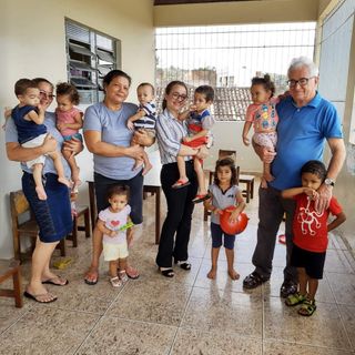 Don Angelo Vincenti, 30 anni con i "meninos de rua"