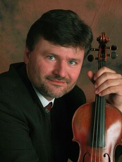 Il violinista Enrico Casazza