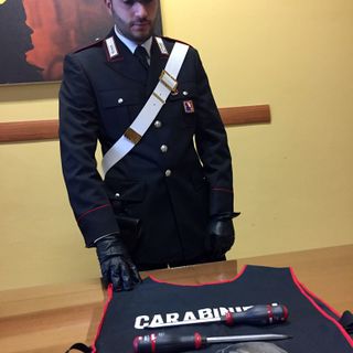 Due donne denuciate per furto in abitazione a Saluzzo: rubati oro, denaro ed elettrodomestici