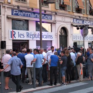 La Francia cambia pelle e regala al Presidente Macron la maggioranza assoluta in Parlamento