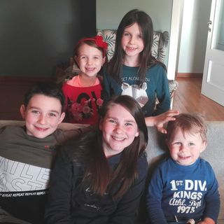 La quotidianità al tempo del Covid-19: Gimme Five! Mamma Cristina e la gestione di 5 figli in quarantena