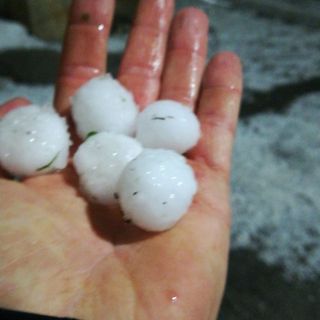 Maltempo nelle valli cuneesi: violenta grandinata in frazione Andonno di Valdieri (FOTO)